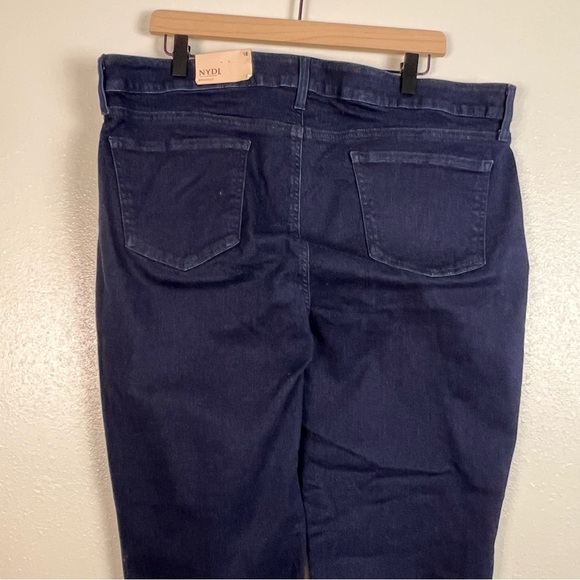 NWT NYDJ Barbra Bootcut Jeans - Picture 5 of 12